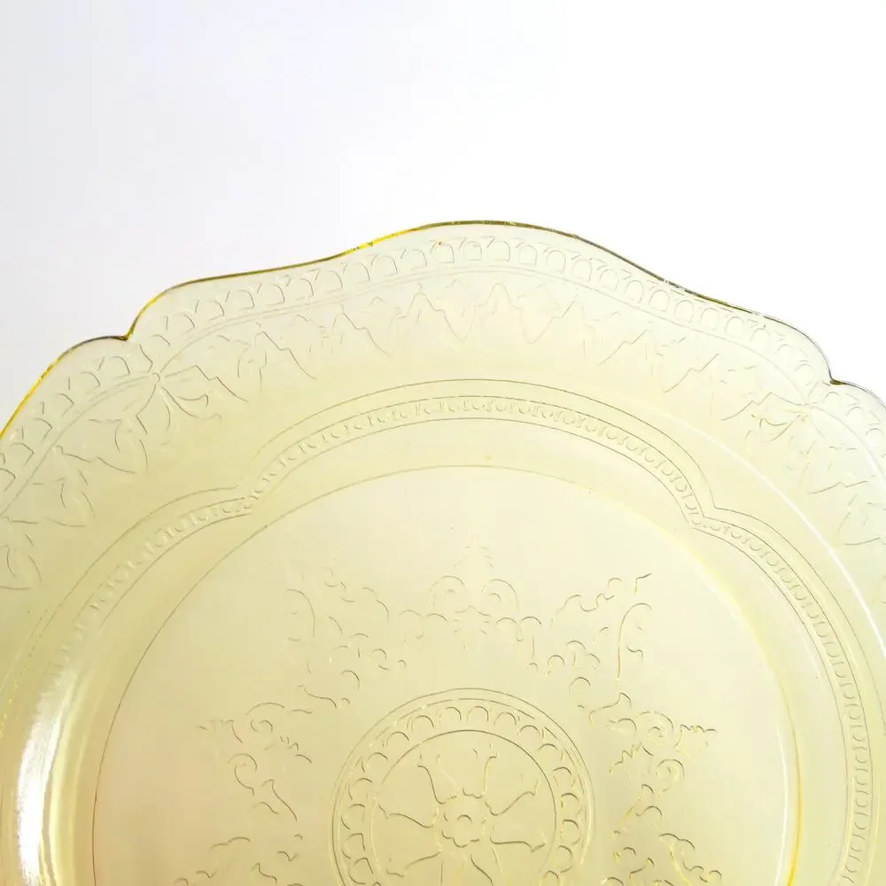 Vintage Federal Patrician Spoke Depression Glass Amber Yellow Dinner Plate 11